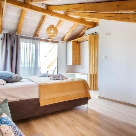 Rodon House 3*